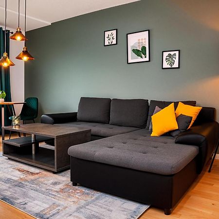 Smart Home - Essen - Perfect For 5 Guests! Central - Balcony - Netflix - Free Parking Zone Esterno foto